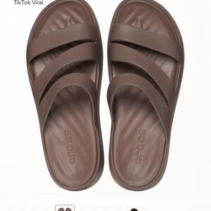 CROCS Truffle Color Getaway Sandals